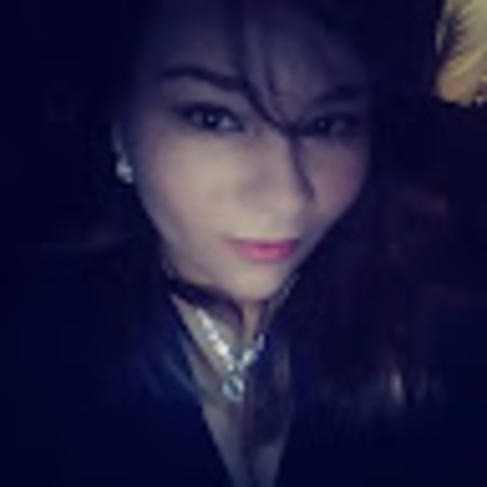 Meet your Posher, Adriana